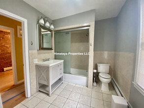 250 Western Ave, Unit 1 in Cambridge, MA - Building Photo - Building Photo