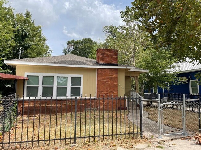 property at 2218 Stevens St