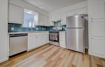 1306 Bonnie Brae St in Austin, TX - Building Photo - Building Photo