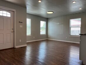 2106 Mesa Ave in Grand Junction, CO - Foto de edificio - Building Photo