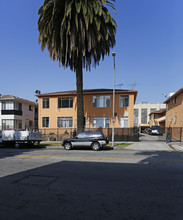 811-815 S Oxford Ave in Los Angeles, CA - Building Photo - Building Photo