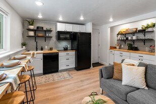 409 N 21st Ave in Bozeman, MT - Building Photo