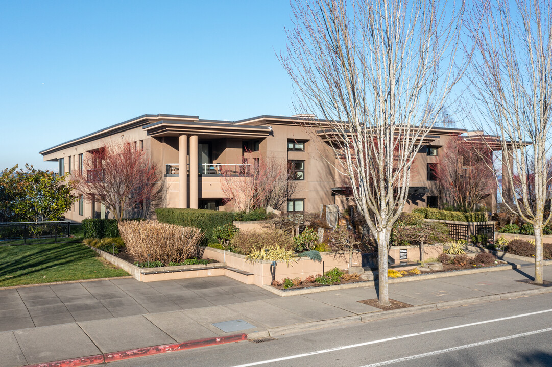 Waters Edge in Kirkland, WA - Foto de edificio