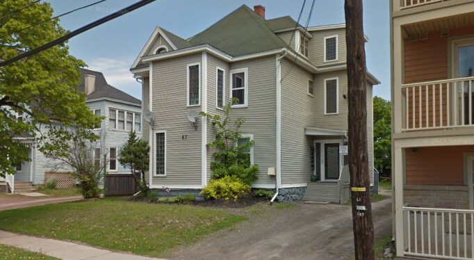 87 Weldon St in Moncton, NB - Building Photo