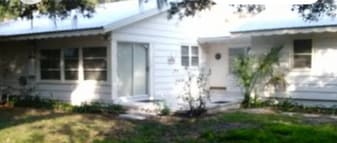 1010 Indian Beach Dr in Sarasota, FL - Building Photo