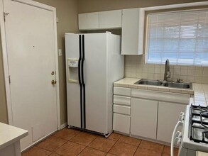 2100 Fordham Cove in Austin, TX - Building Photo - Building Photo