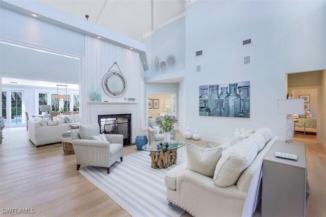 property at 154 4th Ave N