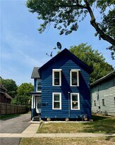 57 Ferncliffe Dr in Rochester, NY - Building Photo