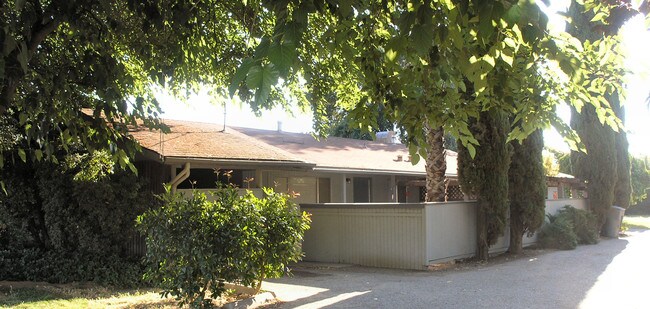 3360 Muir Rd in Yuba City, CA - Building Photo - Building Photo