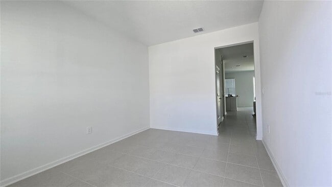 2592 Skyline Lp in Kissimmee, FL - Building Photo - Building Photo