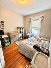 96 Calumet St, Unit 3 in Boston, MA - Foto de edificio - Building Photo