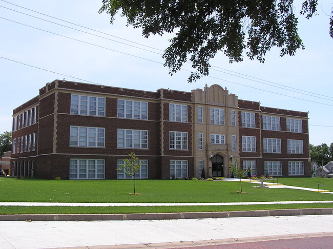 Fairbury 23 Apartments in Fairbury, NE - Building Photo - Building Photo