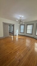11 Taylor Ave in Brockton, MA - Building Photo - Building Photo