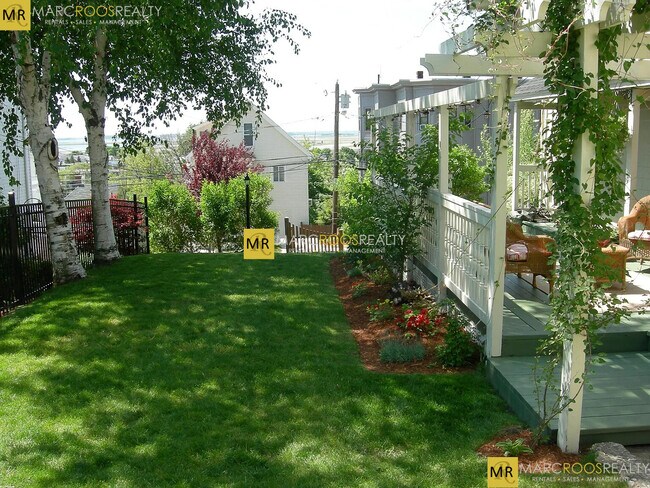 89 Gladstone St in Boston, MA - Building Photo - Building Photo