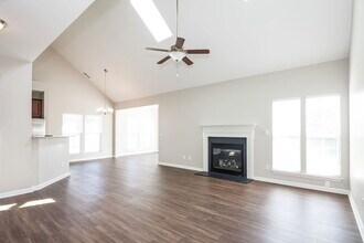 9928 Spring Park Dr in Charlotte, NC - Building Photo - Building Photo