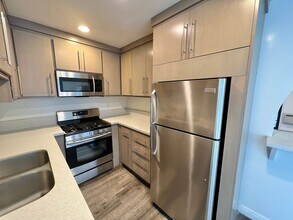 3510 Clarington Ave in Los Angeles, CA - Building Photo - Building Photo