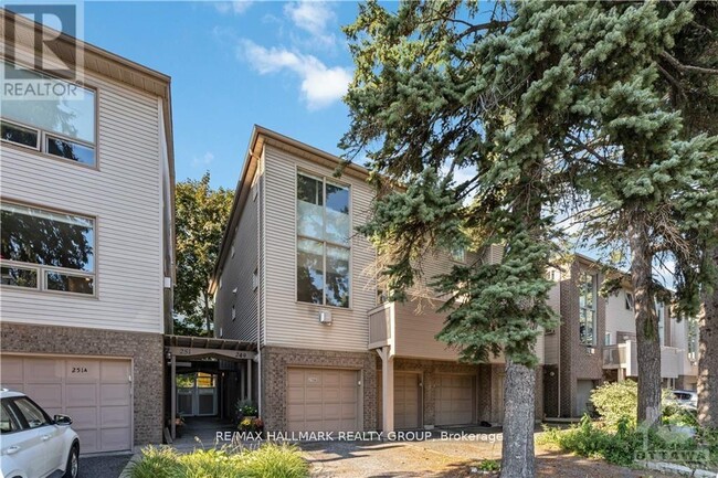 249 Sunnyside Ave