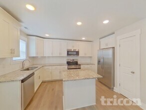 417 Brookfield Dr in Statesville, NC - Building Photo - Building Photo