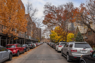 Essex House in Forest Hills, NY - Foto de edificio - Building Photo