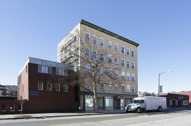 Group Home in Lowell, MA - Building Photo - Primary Photo