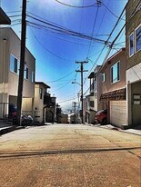 217 Kelp St, Unit 217 Kelp St. in Manhattan Beach, CA - Building Photo
