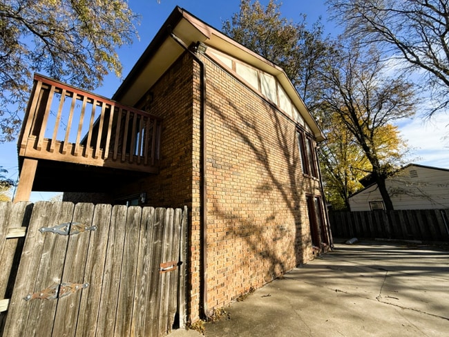 1736 S Meridian Ave in Wichita, KS - Foto de edificio - Building Photo