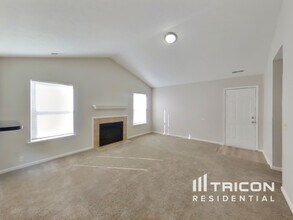 625 Eastpointe Dr in Shelbyville, IN - Building Photo - Building Photo