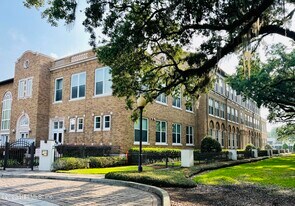 2525 College St in Jacksonville, FL - Building Photo