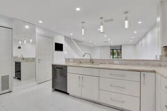 7850 Lago Del Mar Dr in Boca Raton, FL - Building Photo - Building Photo