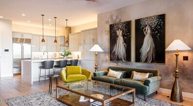 6166 N Scottsdale Rd in Paradise Valley, AZ - Building Photo - Building Photo