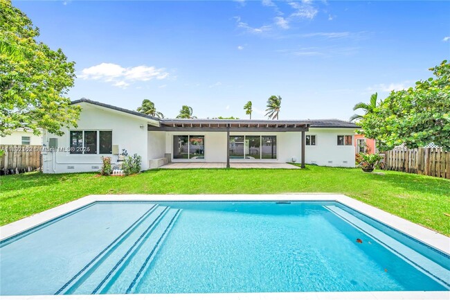 property at 1418 Jefferson St