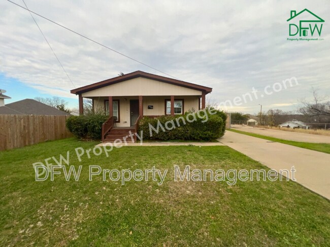 property at 2511 Kavasar Dr