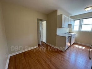 37 Parkwood St in Albany, NY - Building Photo - Building Photo
