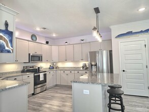 1307 Heron Inlet in Pensacola, FL - Foto de edificio - Building Photo