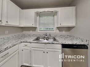 238 Brookside Dr in Dallas, GA - Building Photo - Building Photo