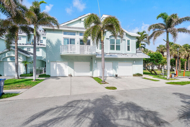 807 Mainsail Cir in Jupiter, FL - Foto de edificio - Building Photo