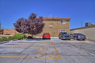 1909 Wilmoore Dr SE in Albuquerque, NM - Building Photo