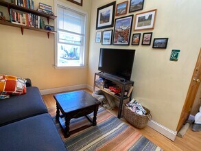 36 Radcliffe Rd in Somerville, MA - Foto de edificio - Building Photo