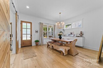 304 Keswick Ave in Charlotte, NC - Building Photo - Building Photo