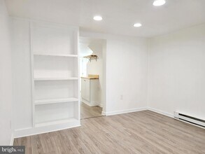 233 Kern St in Winchester, VA - Foto de edificio - Building Photo