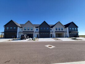 1442 Big Mdw Dr in Cheyenne, WY - Building Photo