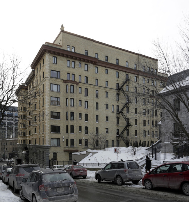 Le Linton Apartments in Montréal, QC - Building Photo - Building Photo