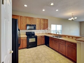 7529 Dragon Fly Loop in Gibsonton, FL - Foto de edificio - Building Photo