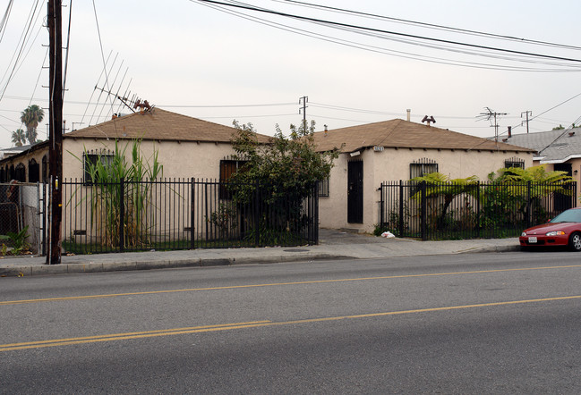 10201-10205 S Inglewood Ave in Inglewood, CA - Building Photo - Building Photo