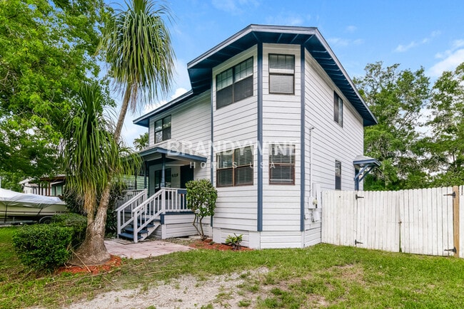 property at 9319 8th Ave