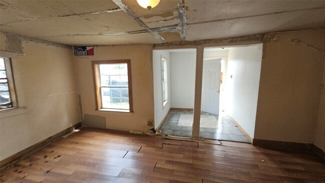 6502 W Montgomery Rd in Houston, TX - Building Photo - Building Photo