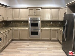 1551 Manning Ave in Los Angeles, CA - Building Photo - Building Photo