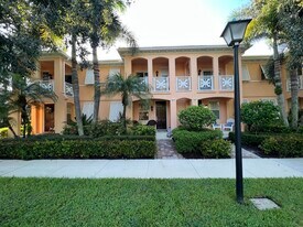 2913 E Community Dr in Jupiter, FL - Building Photo