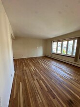 216 Hill Ave in Elmont, NY - Building Photo - Building Photo