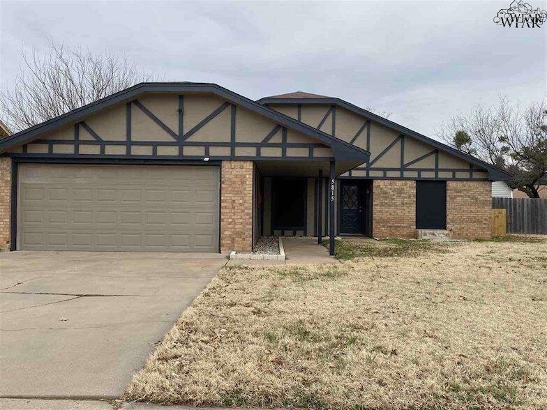 5815 Briargrove Dr in Wichita Falls, TX - Building Photo